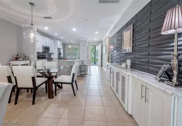 Naples, FL 34112,4883 Hampshire CT #105