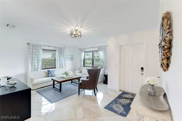 Naples, FL 34108,636 98th AVE N