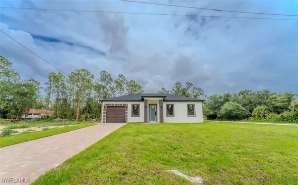 137 National AVE S, Lehigh Acres, FL 33974