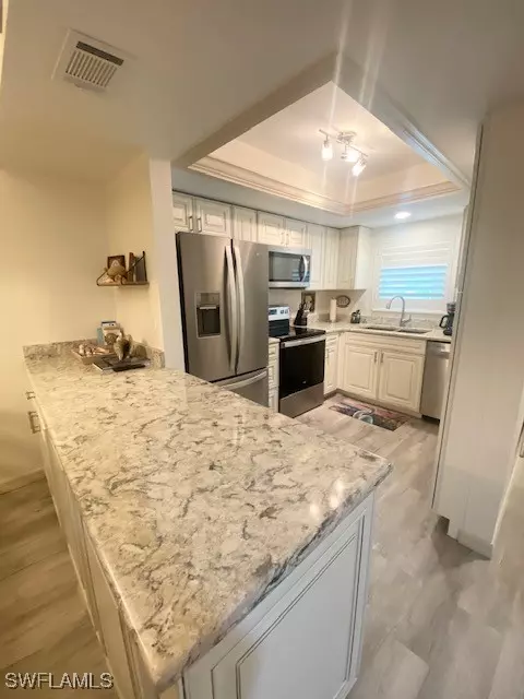 Fort Myers, FL 33908,16007 Davis RD #614