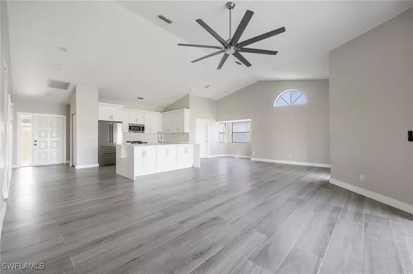 Fort Myers, FL 33908,12730 Kelly Palm DR