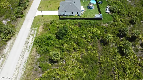 Lehigh Acres, FL 33974,929 Norton AVE S