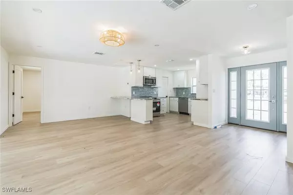 Fort Myers, FL 33905,13724 River Forest DR