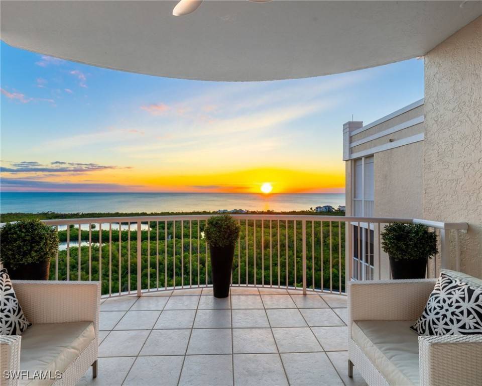 7117 Pelican Bay BLVD #1903, Naples, FL 34108