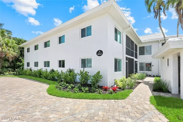 4160 Crayton RD #A8, Naples, FL 34103