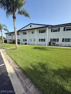 North Fort Myers, FL 33917,7055 New Post DR #6