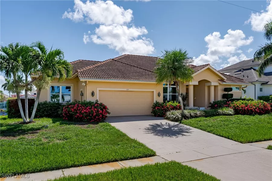225 Meadowlark CT, Marco Island, FL 34145