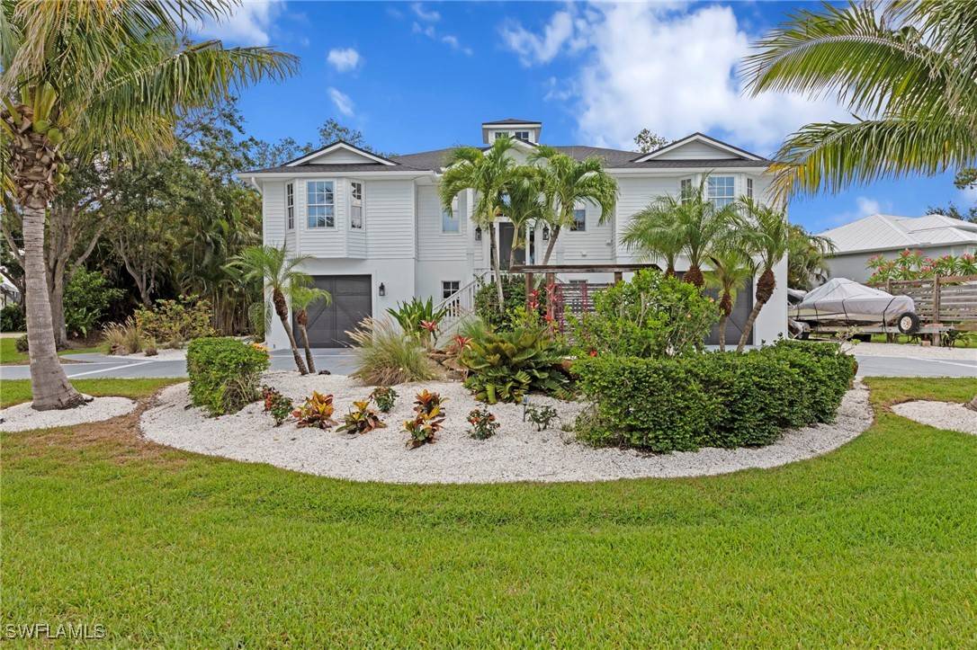 18011 Parkridge CT, Fort Myers, FL 33908