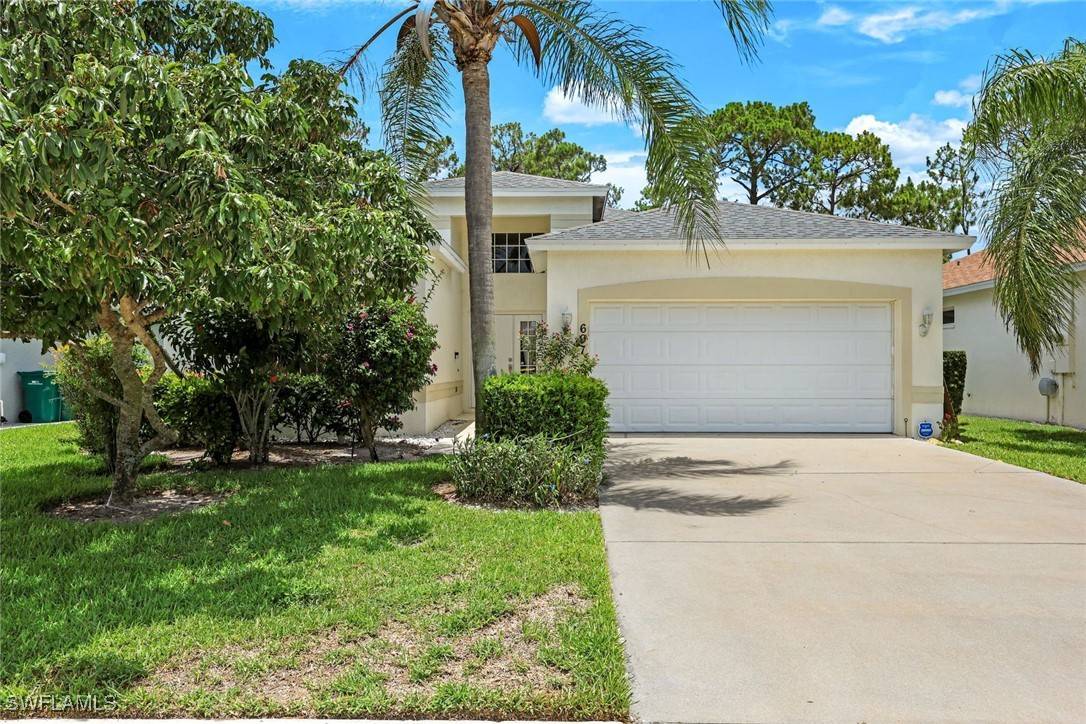 697 Crossfield CIR, Naples, FL 34104