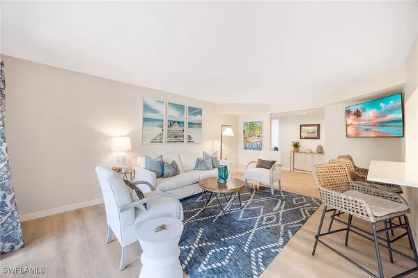 Naples, FL 34105,208 Bob O Link WAY #208A