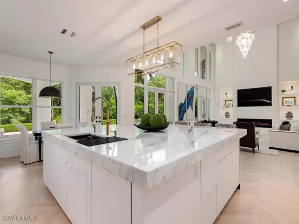 Naples, FL 34109,9129 The LN