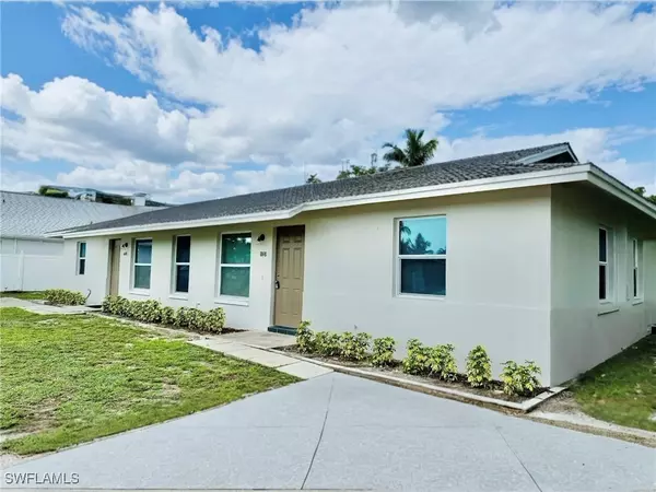 Naples, FL 34108,844 96th AVE N