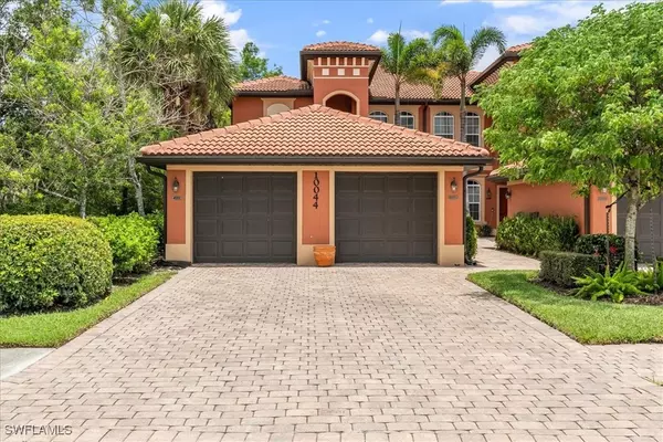 10044 Heather LN #1501, Naples, FL 34119