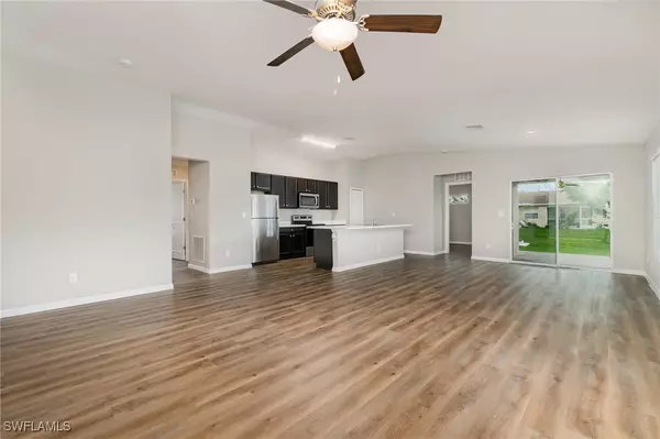 Cape Coral, FL 33909,2748 NE 7th PL