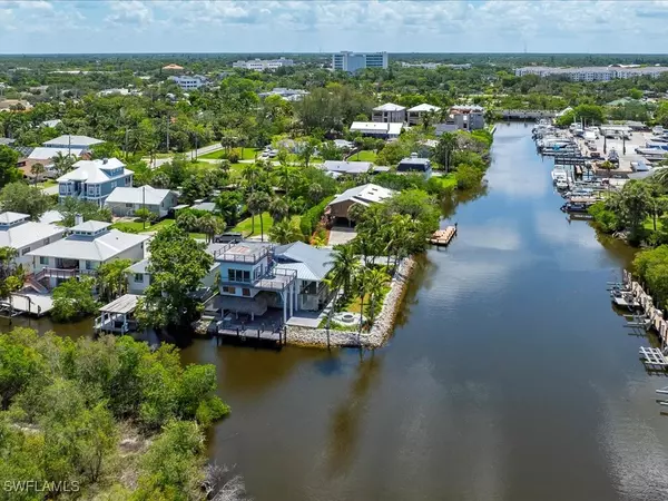 Naples, FL 34112,2998 Poplar ST