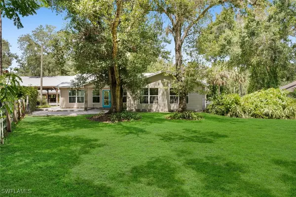 19350 Meredith RD, North Fort Myers, FL 33917