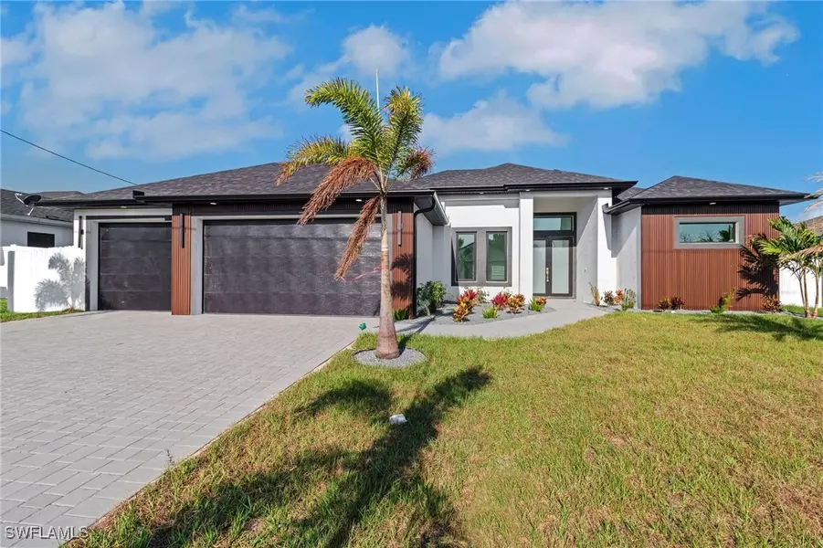 1040 NE 11th AVE, Cape Coral, FL 33909