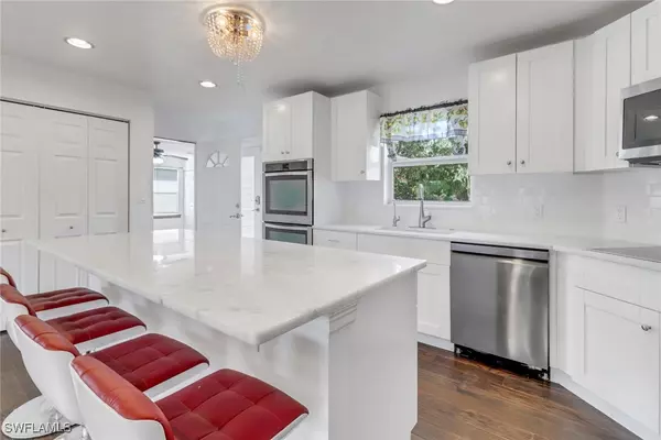 Naples, FL 34117,2940 14th AVE SE