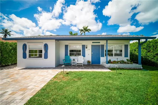 Naples, FL 34108,778 98th AVE N