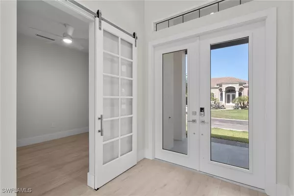 Bonita Springs, FL 34135,27061 Serrano WAY