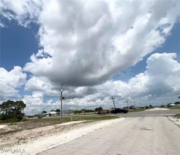 Lehigh Acres, FL 33974,605 Alabama RD S