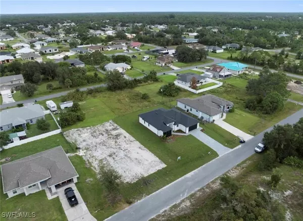 Fort Myers, FL 33905,14071 Carlos ST