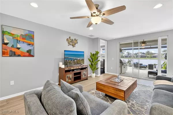 Naples, FL 34114,14803 Edgewater CIR