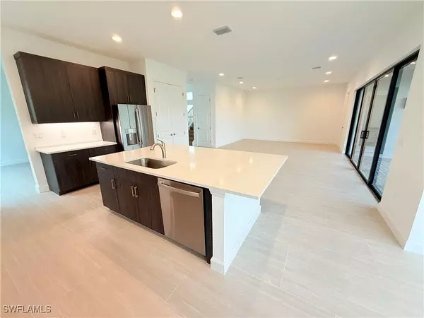 Estero, FL 33928,20416 Fair Oak Ln