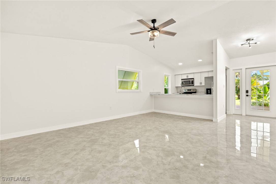 Sanibel, FL 33957,1672 Atlanta Plaza DR