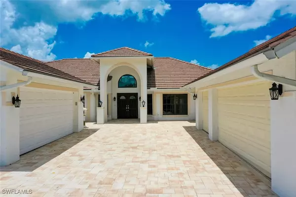 Fort Myers, FL 33912,8060 Glenfinnan CIR