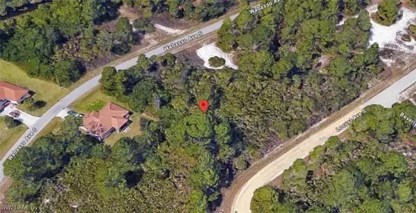 Lehigh Acres, FL 33974,636 Locust AVE S