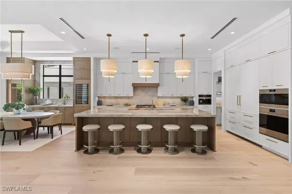 Naples, FL 34102,850 10th ST N