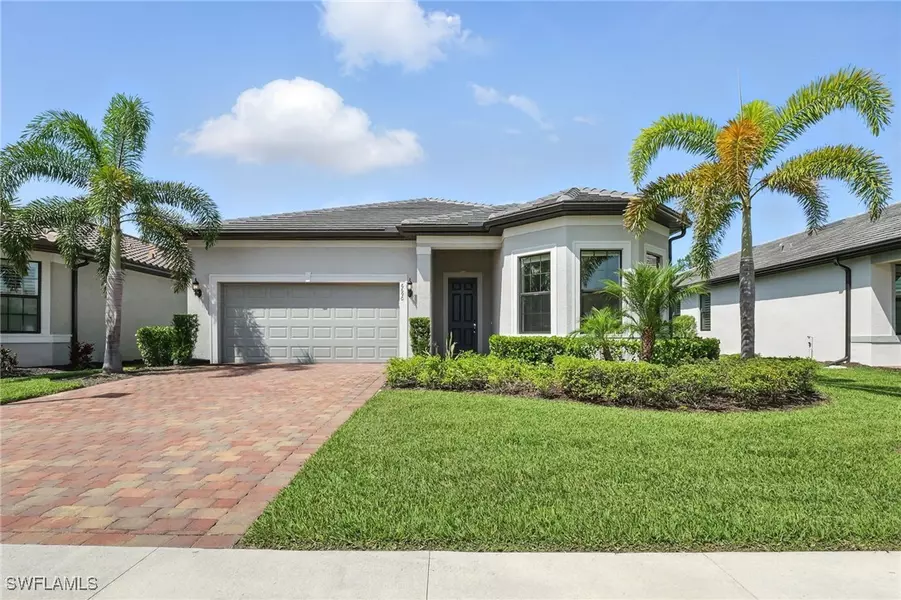 6690 Pennyroyal DR, Naples, FL 34114