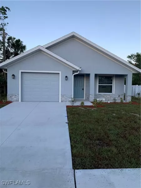 2165 South ST, Fort Myers, FL 33901