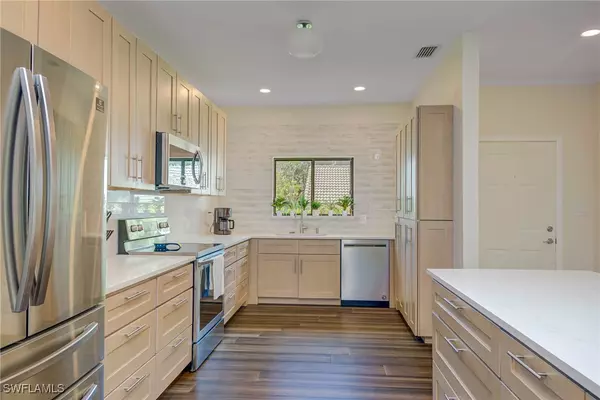 Naples, FL 34110,303 Arbor Lake DR #3-102