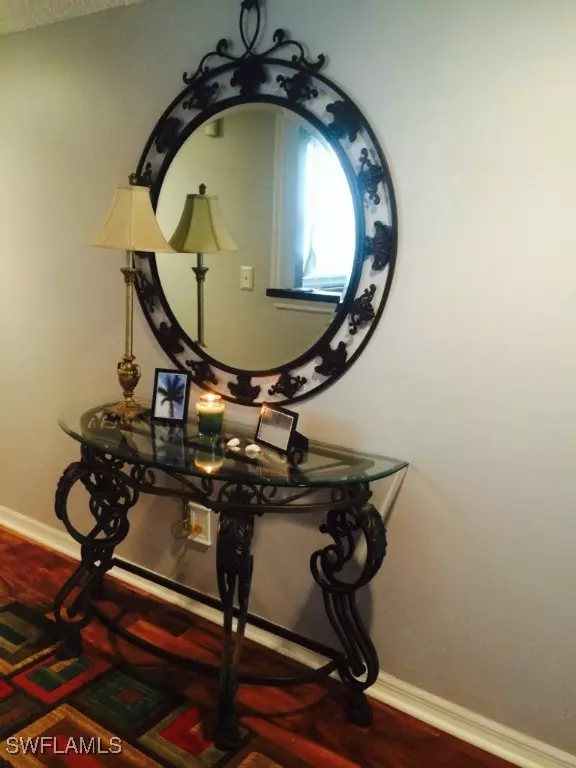 Naples, FL 34104,717 Landover CIR #103