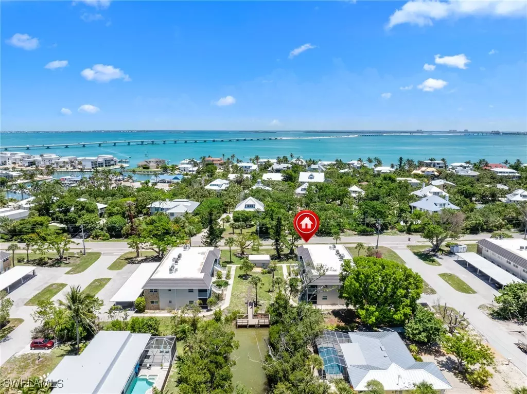 Sanibel, FL 33957,601 Periwinkle WAY #D1