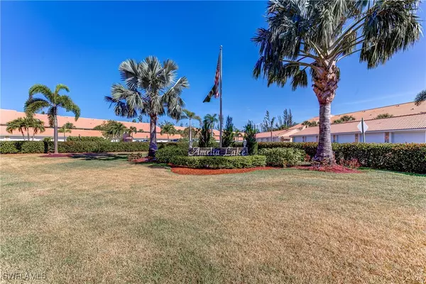 2365 Bayou LN #10, Naples, FL 34112