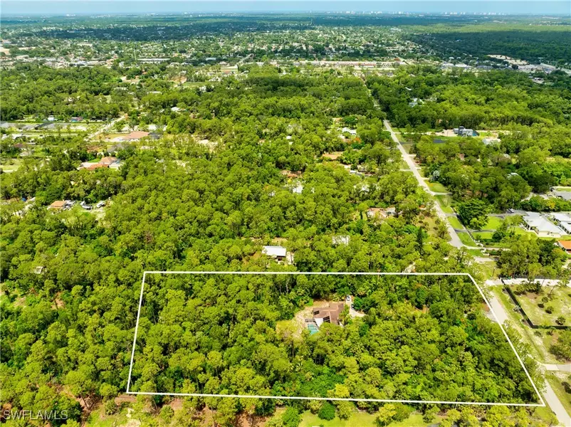 3500 19th AVE SW, Naples, FL 34117