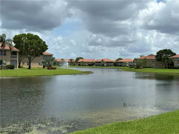 Naples, FL 34119,6720 Huntington Lakes CIR #202