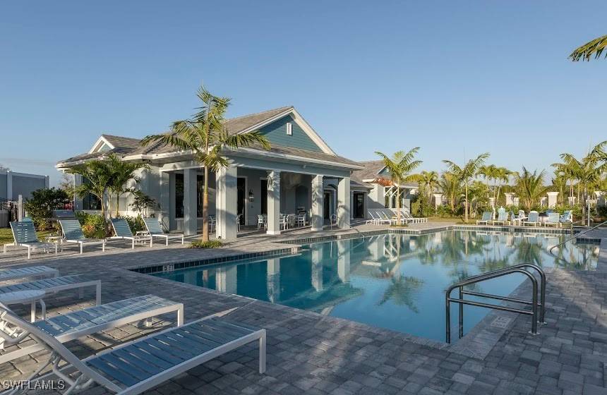 Naples, FL 34112,2567 Seychelles DR #206