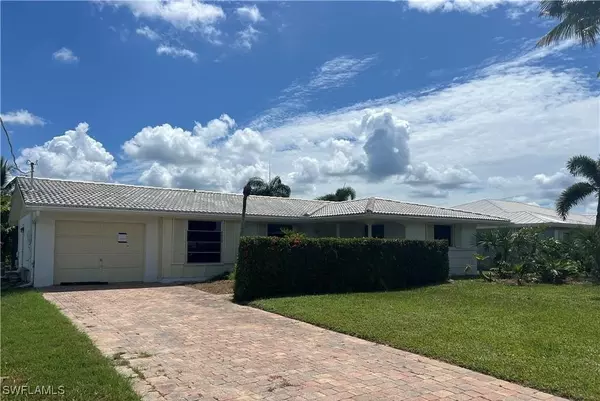 Fort Myers Beach, FL 33931,3 Palmview BLVD