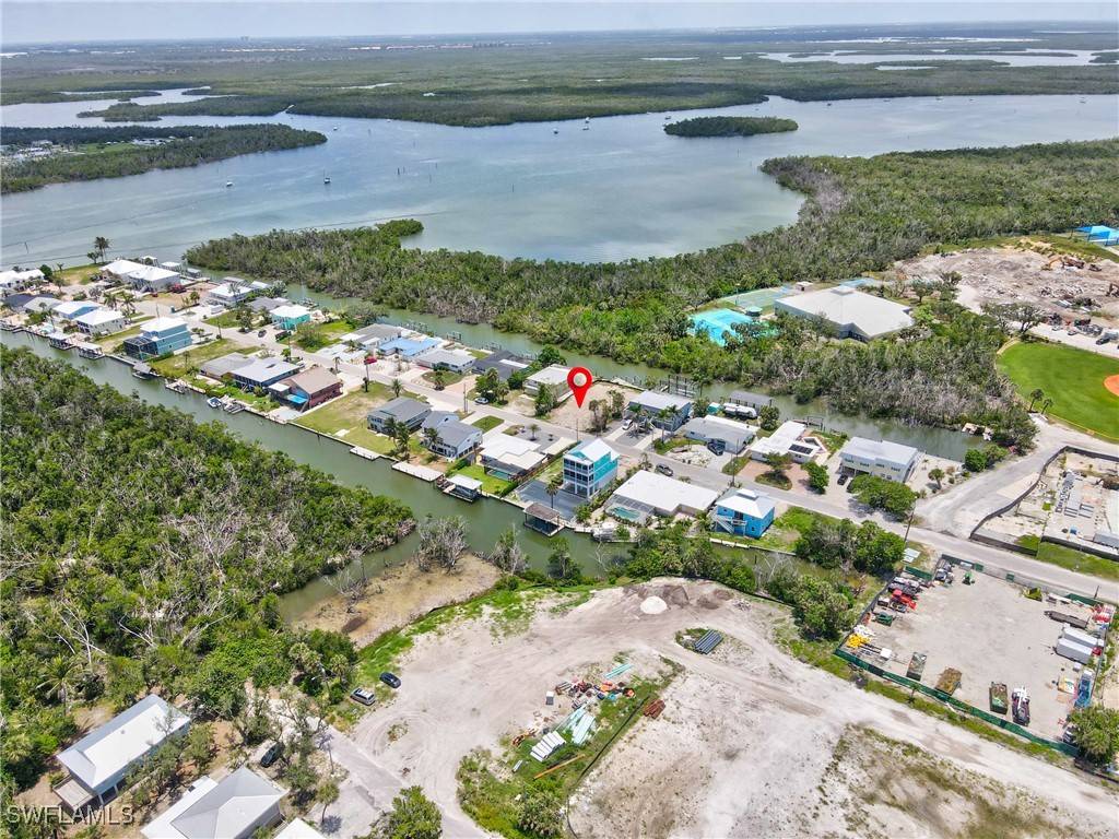 132/134 Tropical Shore WAY, Fort Myers Beach, FL 33931