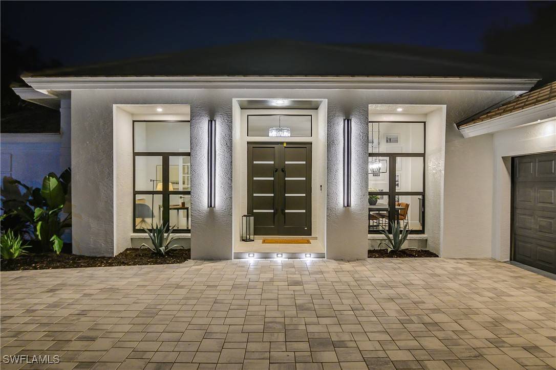 Naples, FL 34109,1984 Mission DR