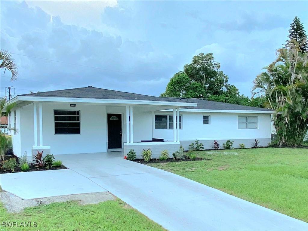 2152 45th TER SW, Naples, FL 34116