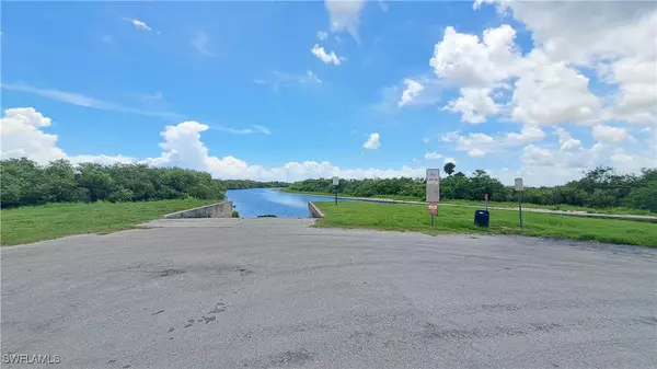 Moore Haven, FL 33471,1025 Okura ST