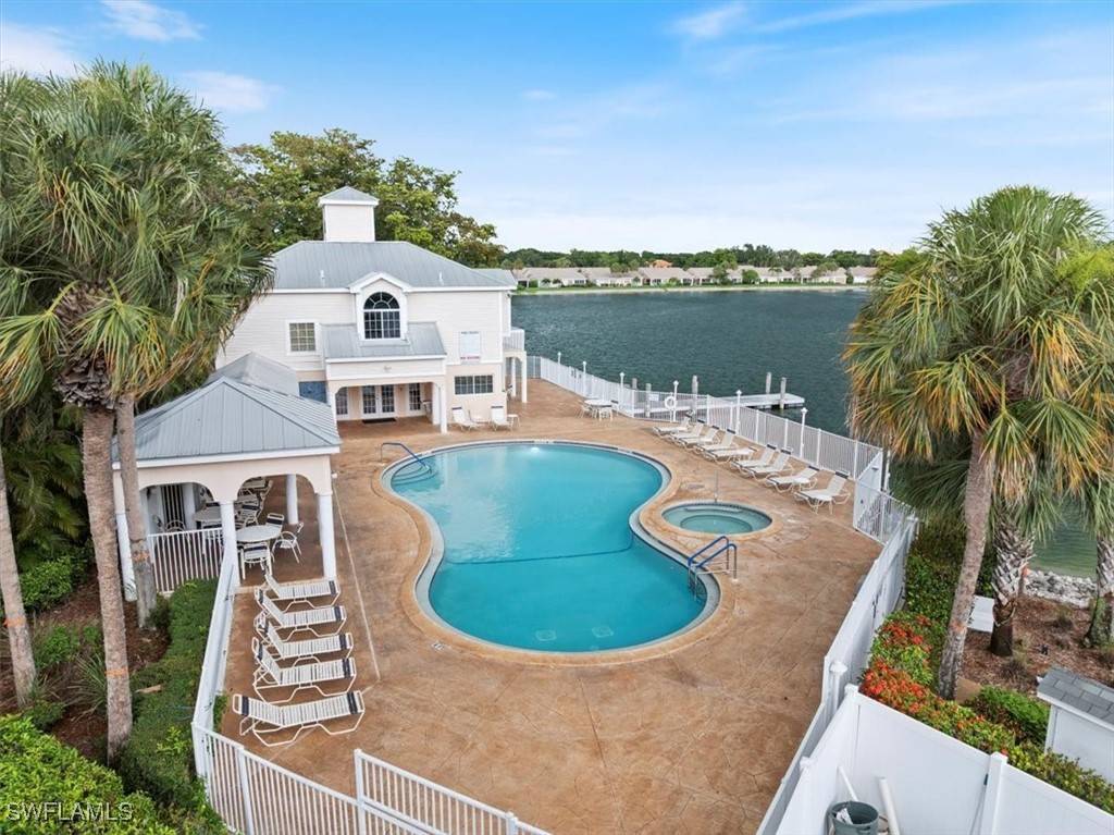 Naples, FL 34109,2810 Citrus Lake DR #U101