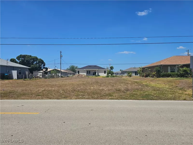 2222 NE 24th AVE, Cape Coral, FL 33909