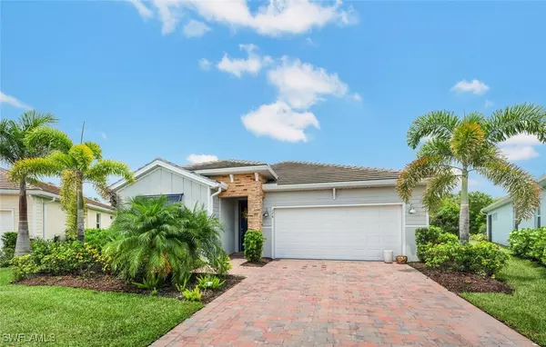 374 Deauville LOOP, Naples, FL 34114