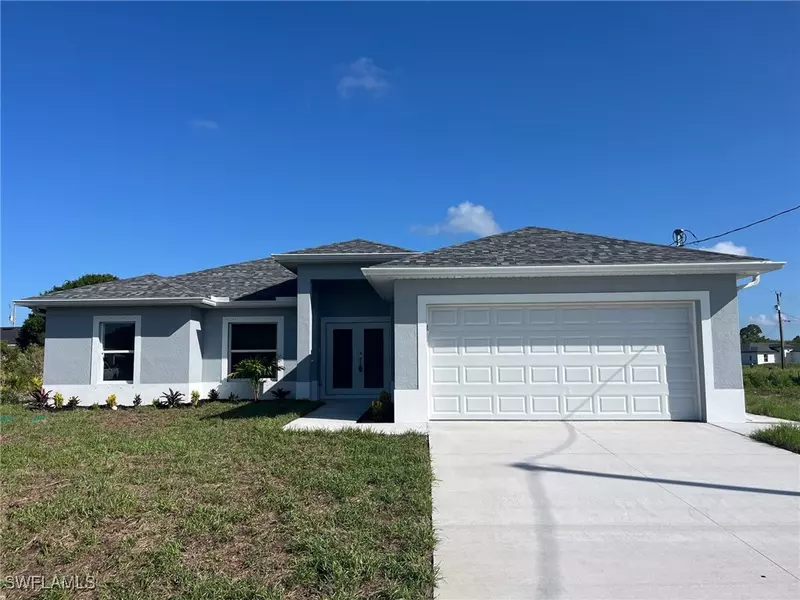 939 Gregory ST E, Lehigh Acres, FL 33974